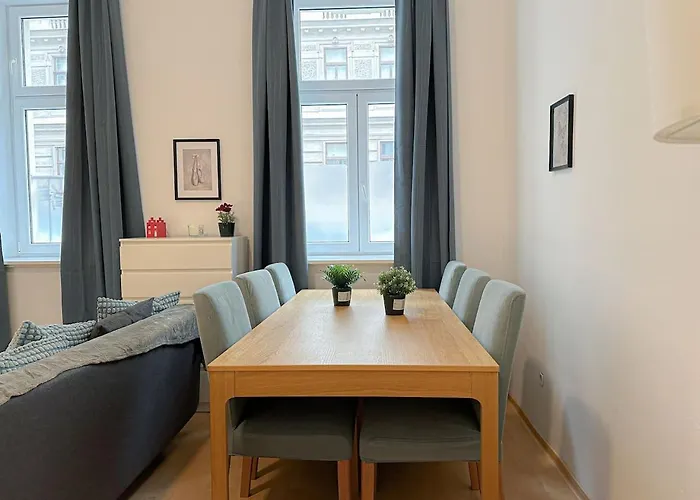 Wonderful 2 Bedrooms Flat Near To Hauptbahnhof *